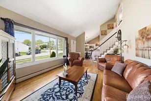96 Drake Pl, Colonia, NJ 07067 - Photo 4