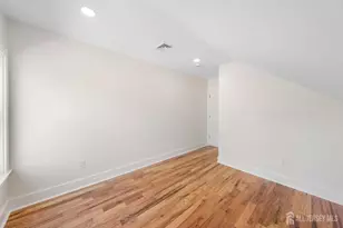 77 Greenbrook Rd, Middlesex, NJ 08846 - Photo 20