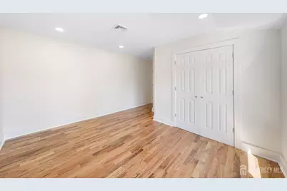 [Address not provided], Middlesex, NJ 08846 - Photo 22