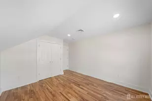 77 Greenbrook Rd, Middlesex, NJ 08846 - Photo 14