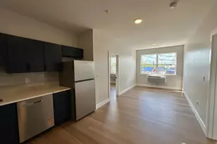 213 French St, New Brunswick, NJ 08901 - Photo 2