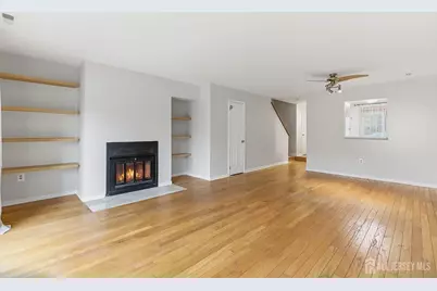 60 Hampshire Drive, Plainsboro Township, NJ 08536 - Photo 12