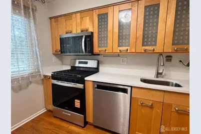 60 Hampshire Drive, Plainsboro Township, NJ 08536 - Photo 6