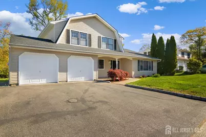 4 Visco Drive, Edison, NJ 08820 - Photo 2
