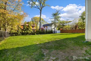 4 Visco Dr, Edison, NJ 08820 - Photo 34