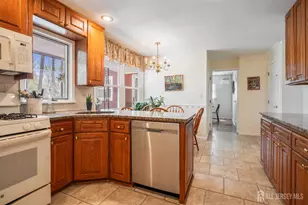 20 Rolling Rd, East Brunswick Township, NJ 08816 - Photo 12