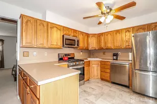118 Selby Ct, Franklin Township, NJ 08873 - Photo 14