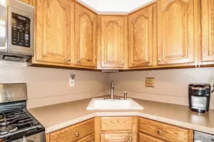 118 Selby Ct, Franklin Township, NJ 08873 - Photo 16