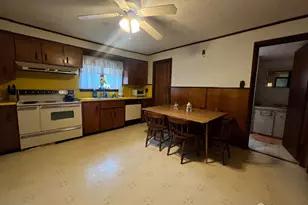 166 Pulaski Ave, Sayreville, NJ 08872 - Photo 4