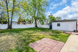 52 Walnut St, Edison, NJ 08817 - Photo 8