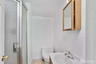 35 Melbourne Ct, Woodbridge Township, NJ 07095 - Photo 26