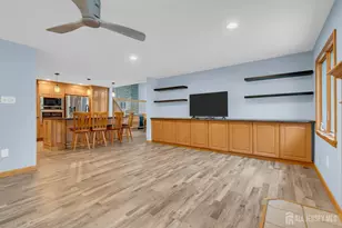 17 Hollywood Dr, Woodbridge Township, NJ 07095 - Photo 10