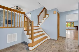 17 Hollywood Dr, Woodbridge Township, NJ 07095 - Photo 4