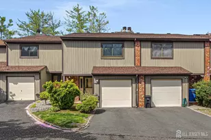20 Arrowsmith Ct, Old Bridge Township, NJ 07747 - Photo 2