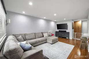 20 Arrowsmith Ct, Old Bridge Township, NJ 07747 - Photo 20