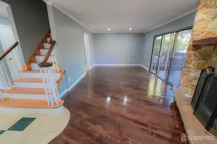 1308 Merrywood Dr, Edison, NJ 08817 - Photo 10