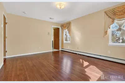 1 Wakefield Drive, Edison, NJ 08820 - Photo 12