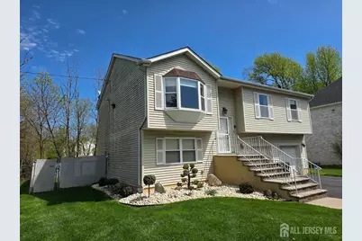 1 Wakefield Drive, Edison, NJ 08820 - Photo 2