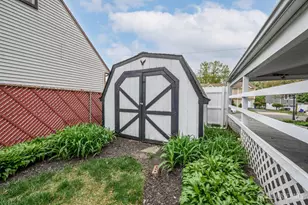 384 Maplewood Ave, Colonia, NJ 07067 - Photo 38