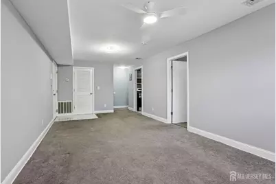 396 College Drive, Edison, NJ 08817 - Photo 10