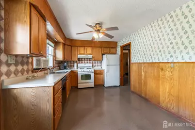 64 Avenue I Avenue, Monroe Township, NJ 08831 - Photo 12