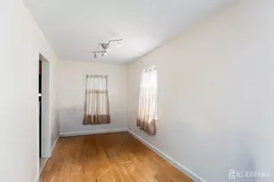32 Robins Pl, Metuchen, NJ 08840 - Photo 16