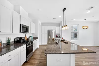 728 Station Road, Dunellen, NJ 08812 - Photo 14