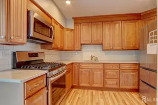 5 Missouri Ct, Old Bridge Township, NJ 07747 - Photo 6