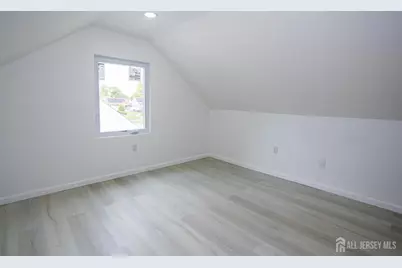 25 Menlo Avenue, Menlo Park Terrace, NJ 08840 - Photo 50
