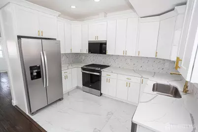 25 Menlo Avenue, Menlo Park Terrace, NJ 08840 - Photo 14