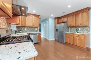 431 Brentwood Dr, Piscataway Township, NJ 08854 - Photo 12