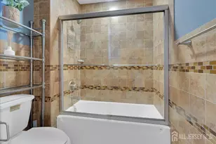 95 E Calvert Ave, Edison, NJ 08820 - Photo 28