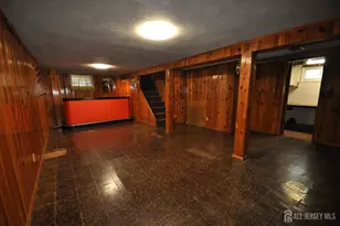 213 Old Post Road Rd, Edison, NJ 08817 - Photo 18