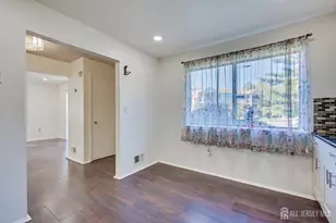 1315 Edison Glen Terrace, Edison, NJ 08837 - Photo 14