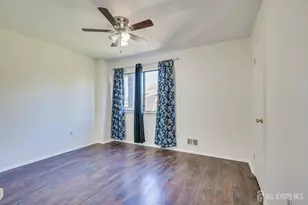 1315 Edison Glen Terrace, Edison, NJ 08837 - Photo 24