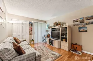 75 Linda Ln, Edison, NJ 08820 - Photo 14