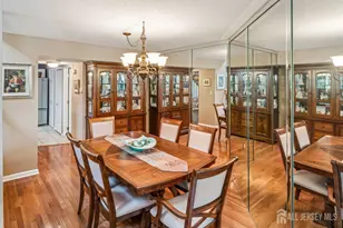 75 Linda Ln, Edison, NJ 08820 - Photo 10