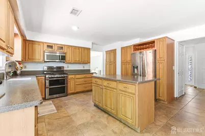 43 Scarlet Drive, Sayreville, NJ 08859 - Photo 14