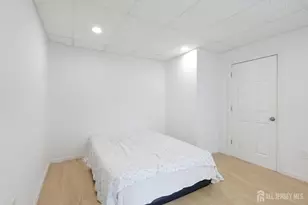 36 Henry St, Edison, NJ 08820 - Photo 32