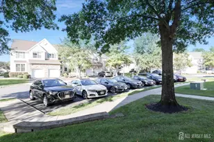 601 Yarrow Cir, South Brunswick Township, NJ 08810 - Photo 4