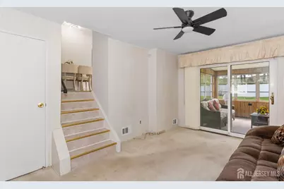15 Pinho Avenue, Carteret, NJ 07008 - Photo 12