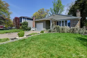 4 Azalea Ct, North Plainfield, NJ 07060 - Photo 4