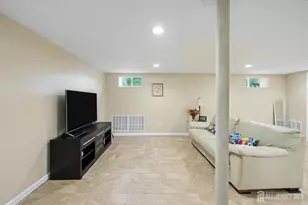 10 Sunset Blvd, East Brunswick Township, NJ 08816 - Photo 12