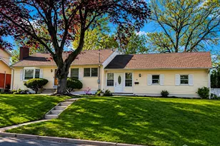 10 Sunset Blvd, East Brunswick Township, NJ 08816 - Photo 46