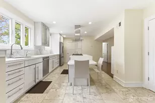15 Southfield Rd, Edison, NJ 08820 - Photo 12