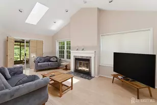 19 Ingram Dr, Monroe Township, NJ 08831 - Photo 12