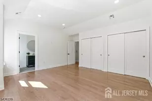 61 Hickory St, Metuchen, NJ 08840 - Photo 28