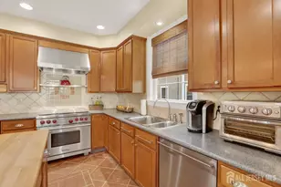 [Address not provided], Plainsboro Township, NJ 08536 - Photo 18