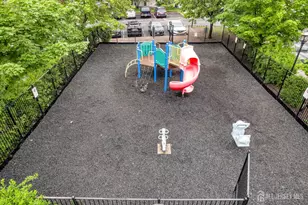 15 Wilmbelton Ct, Edison, NJ 08820 - Photo 26