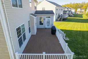 27 Potomac Ave, Monroe Township, NJ 08831 - Photo 2